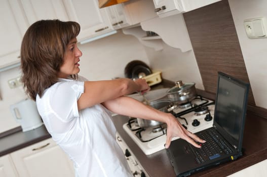 Bussy woman - work at home
