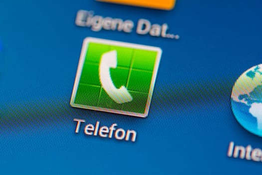 Telefon icon in a tablet
