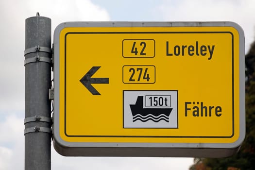 Yellow Ferry Sign (german language) in St Goar Germany