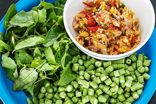 chopped pod green basil leaves garlic chilli spice ingridients