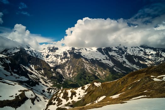 European Alps, mountain peaks of Hohe Tauern with snow