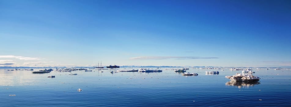 Sailship and Motor Vessel at Kapp Lee, Dolerittneset, Spitsbergen, svalbard coast