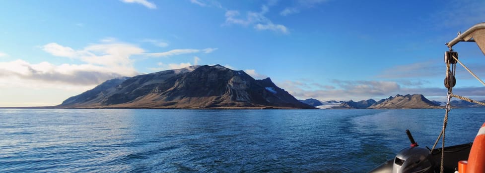 Alkhornet/Trygghamna, Coast of Spitsbergen