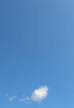 Neutral vertical sky background with speech bubble. Concepts of nature, air, ecology, global warming and others.