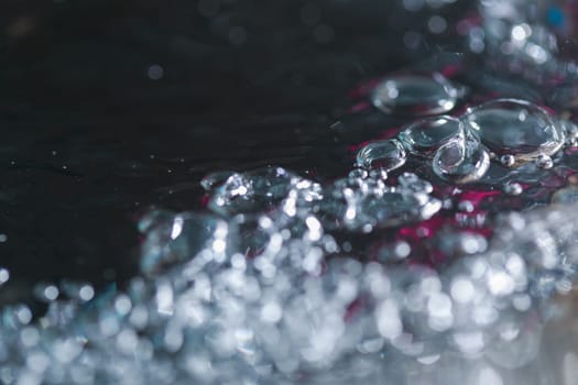 Light draws in the water