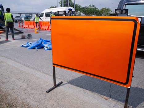 signs repairs road and worke