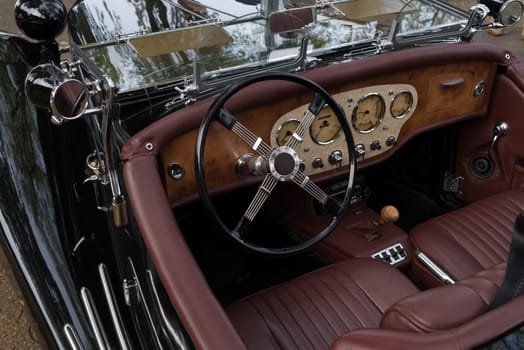 USSELO, NETHERLANDS - OCTOBER 21, 2018: vintage dashboard of an oldtimer car at an exhibition for classical cars