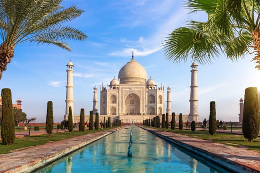 Famous Taj Mahal of India, main view, Agra.