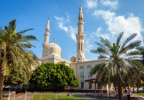 Jumeirah Mosque - the only mosque in Dubai open for public