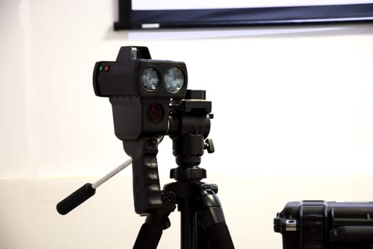 catch speeding drivers with a radar gun