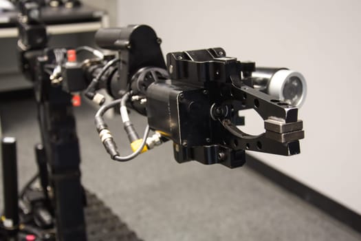 Search and rescue robot unit with tracks