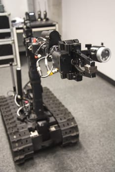 Search and rescue robot unit with tracks