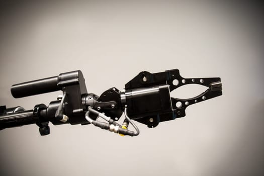 Search and rescue robot unit with tracks
