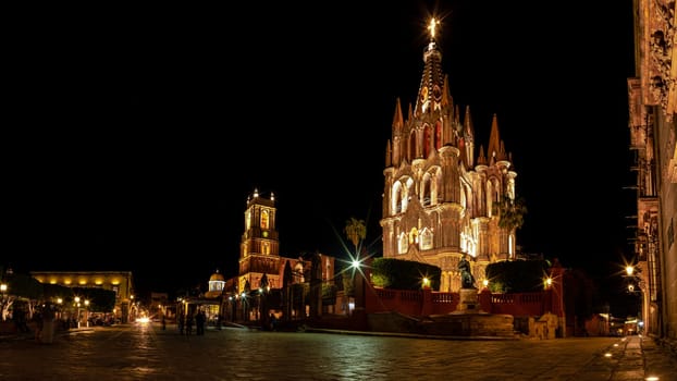 The Parroquia de San Miguel de Arcangel and La Santa Escuela de Cristo in San Miguel de Allende, Guanajuato, Mexico