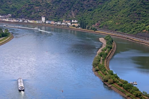 Loreleystadt Sankt Goarshausen and the Loreleyhafen on the Middle Rhine