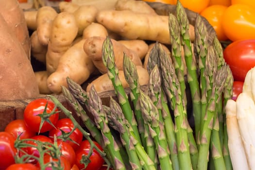 Offer mix box of ripe organic vegetable for balanced nutrition recipe. Seasonal gourmet cooking ingredients for healthy quality meal.