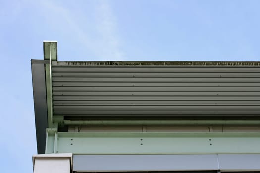 Partial view of a covered up with sheet metal factory.