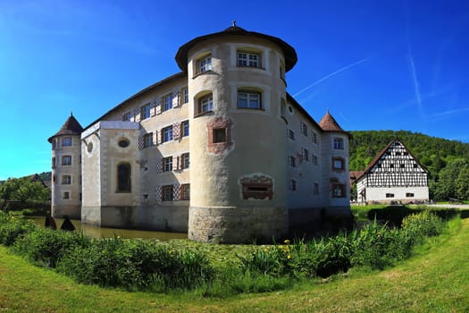 The castle Glatt is surrounded by a moat