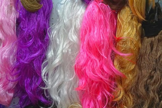 Colourful synthetic hair extensions for sale