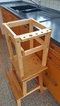 learning tower for small children to build yourself
