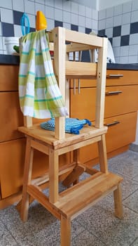 learning tower for small children to build yourself