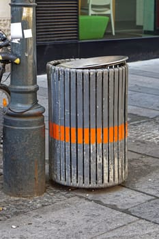 Litter waste bin at street for public use