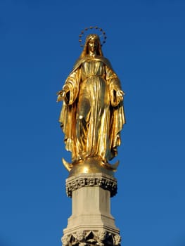 Golden statue of Virgin Mary, Zagreb cathedral