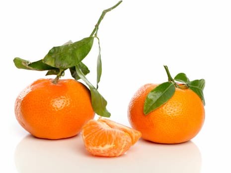 Mandarins and mandarin pieces