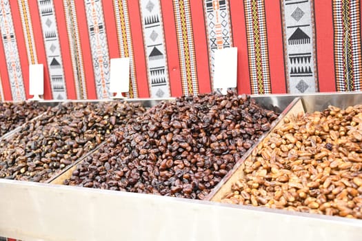 A staple food are the dates,which are available in different varieties. They are rich in trace elements.