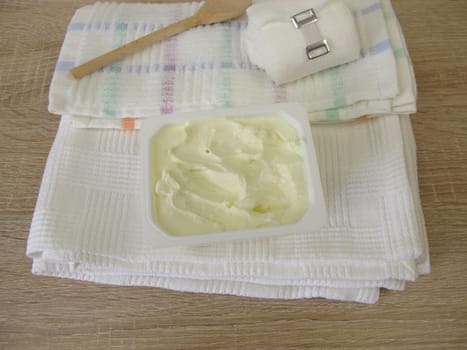 Household remedy quark compress, quark wrap