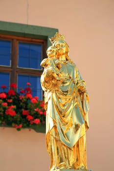 The statue of the Virgin Mary is a sight of Riedenburg