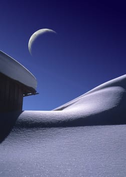 Abnehmender Mond, Winterimpression, Landschaft