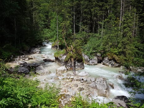 Ramsauer Ache, Ablauf, Hintersee, Fliessgewaesser
