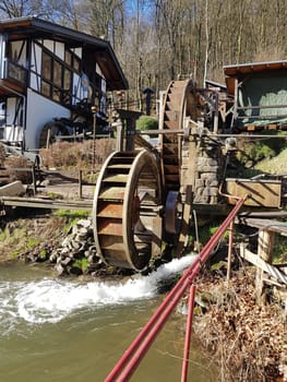 Muehlenrad, Muehle, Wassermuehle