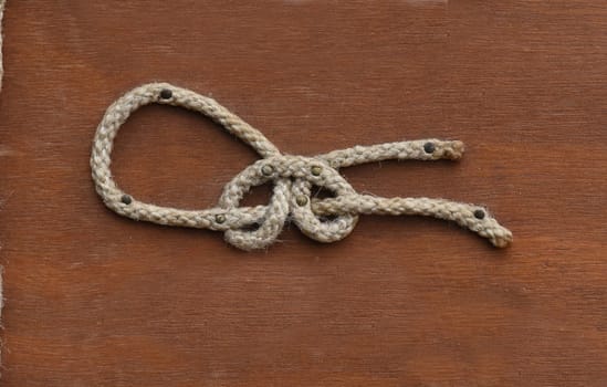 Halbe Schlaege, Seemannsknoten