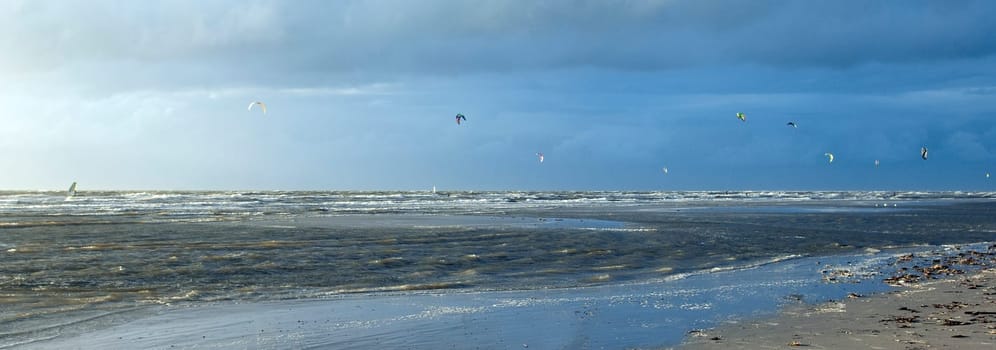 Kitesurfer, Lenkdrachensegeln, Sankt Peter-Ording