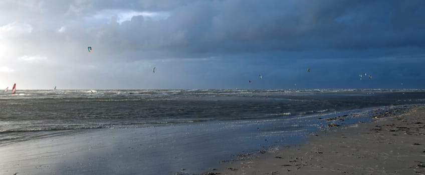 Kitesurfer, Lenkdrachensegeln, Sankt Peter-Ording
