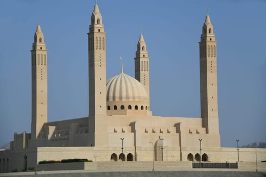 The Sultan Qaboos Mosque at Nizwa in Oman by day.