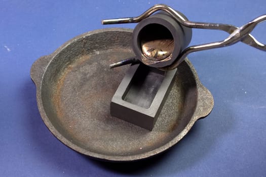 a Lead melting, molten lead metal samples