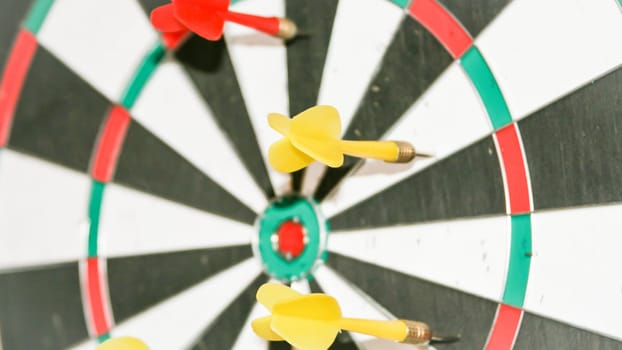 target missed . Metaphore for business .