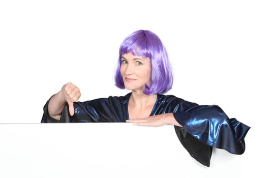 woman making a thumb sign