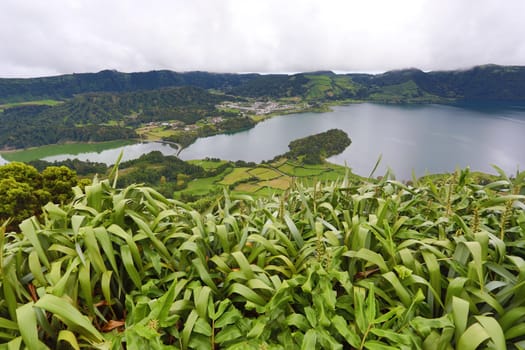 The astonishing Lagoon of the Seven Cities (Lagoa das 7 cidades) - Azores - Portugal