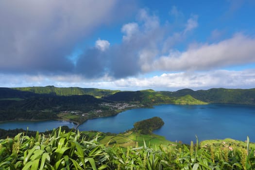 The astonishing Lagoon of the Seven Cities (Lagoa das 7 cidades) - Azores - Portugal
