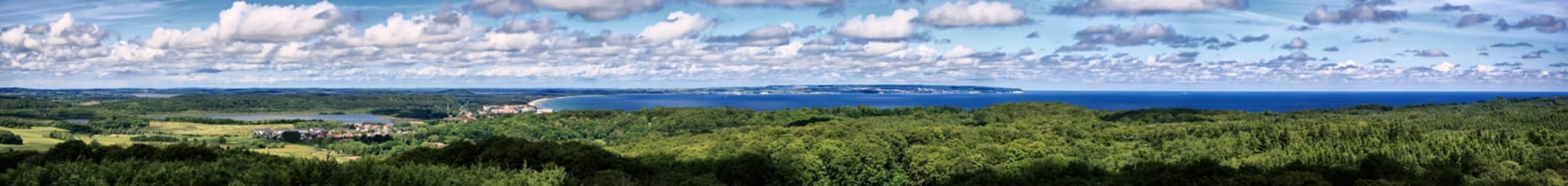 View of the Chalk Coast - Sassnitz - Neu Mukran - Prora - Binz and the forest of Lancken-Granitz - Island of Rügen - Baltic Sea
