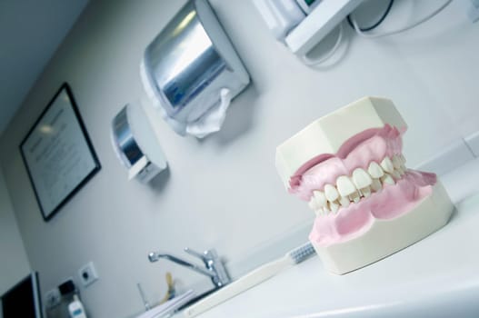 Set of dentures in an examination room