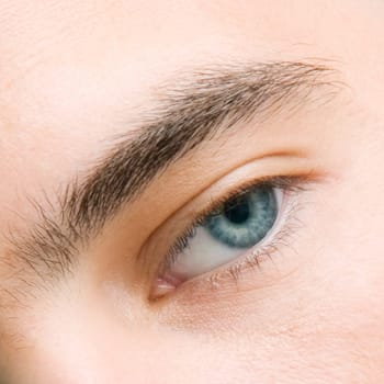 Close_up of a manŽs eye
