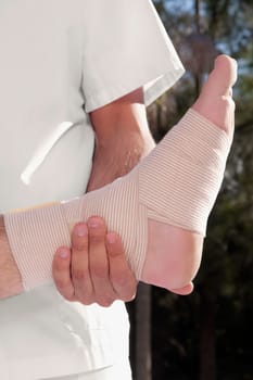 Doctor examining a patientŽs foot