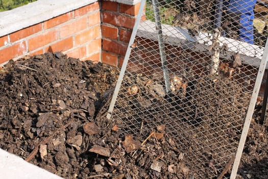 Composting,compost sieve