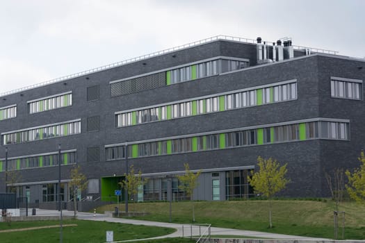 Modern campus of the cities of Velbert and Heiligenhaus is a branch of the University