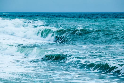powerful ocean waves breaking natural background